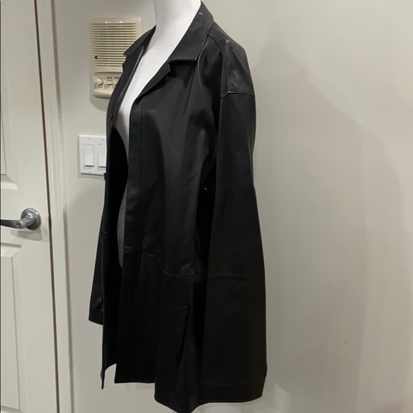 Jacket - Picture 2 of 3